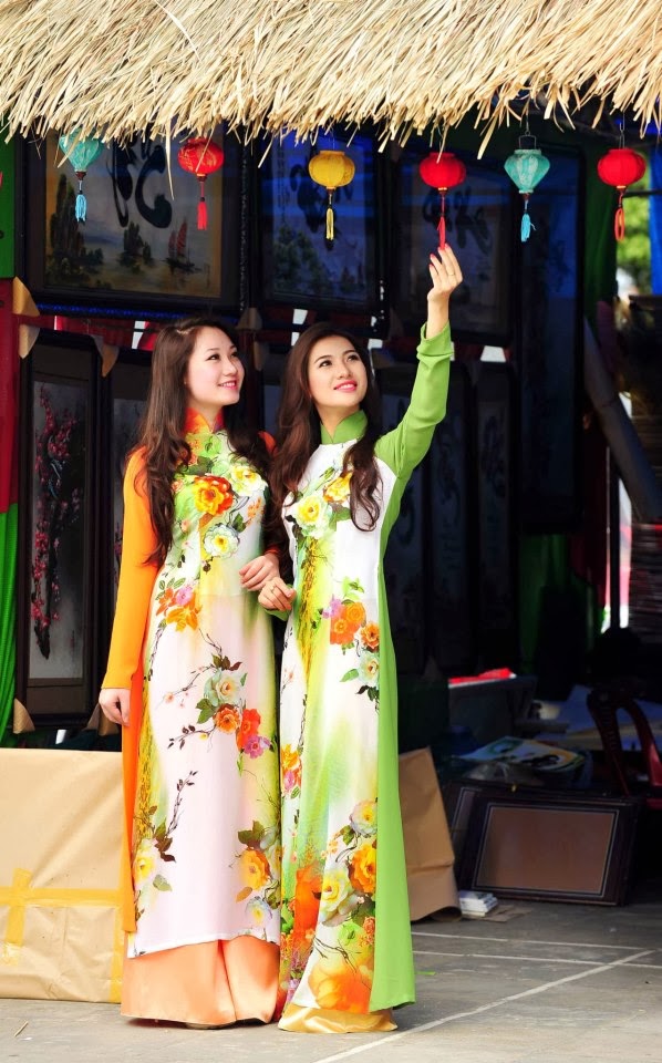 KimLuon thieu nu hue va mua xuan17