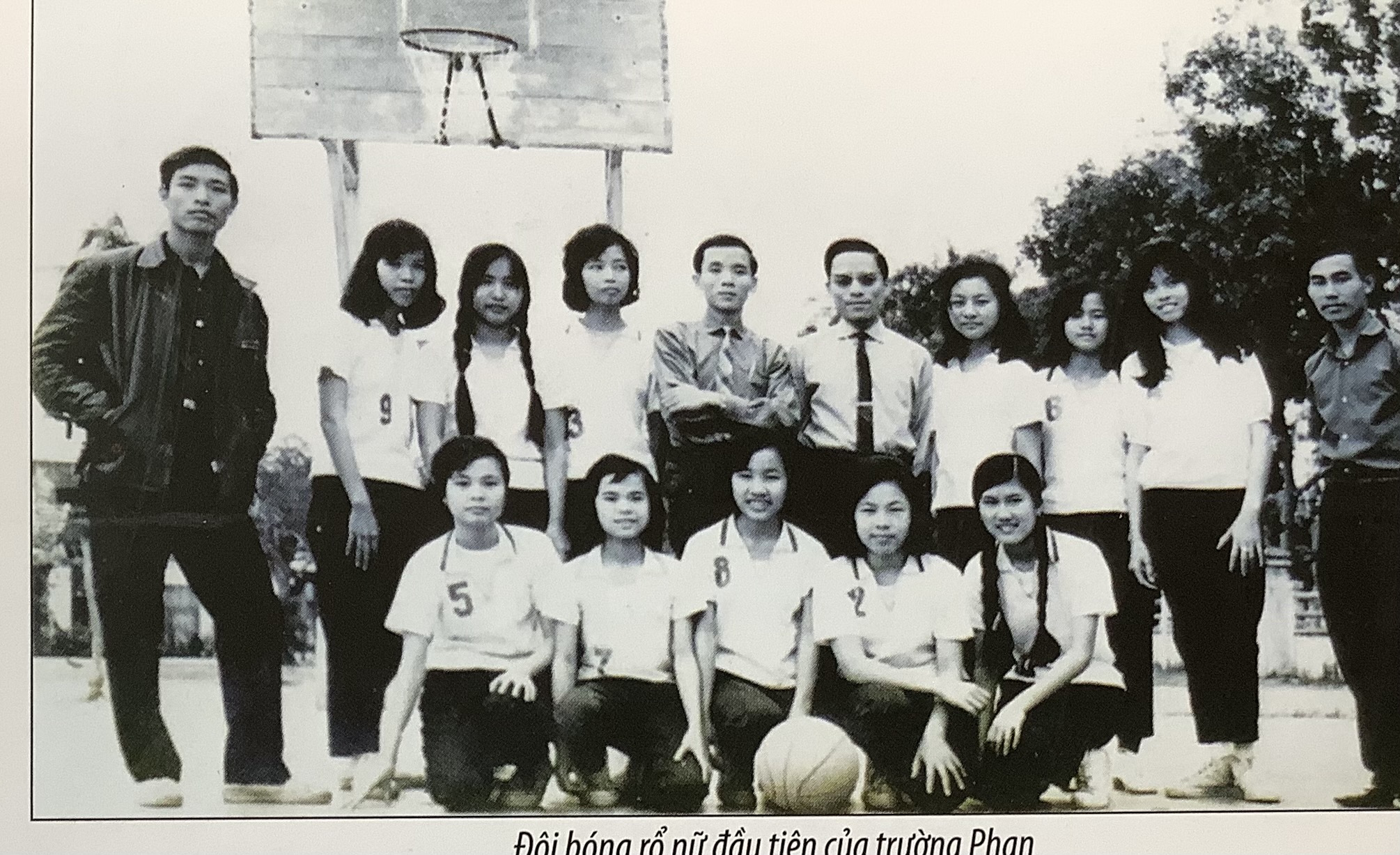 DoiBongRoNuDautienPCT 0630