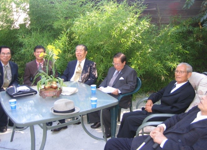 DuongvietDien vaCacKhach